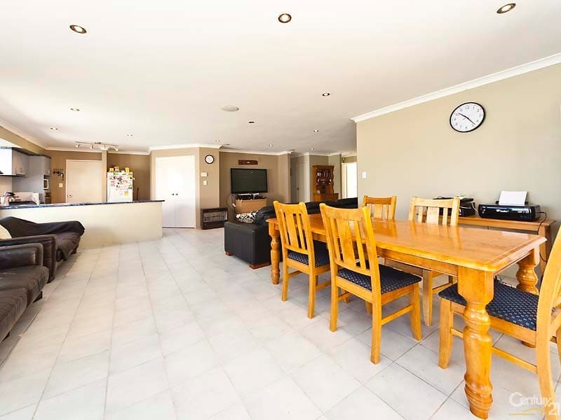 22 Camira Way, Quinns Rocks, WA, 6030, Quinns Rocks - Thumbnail 5