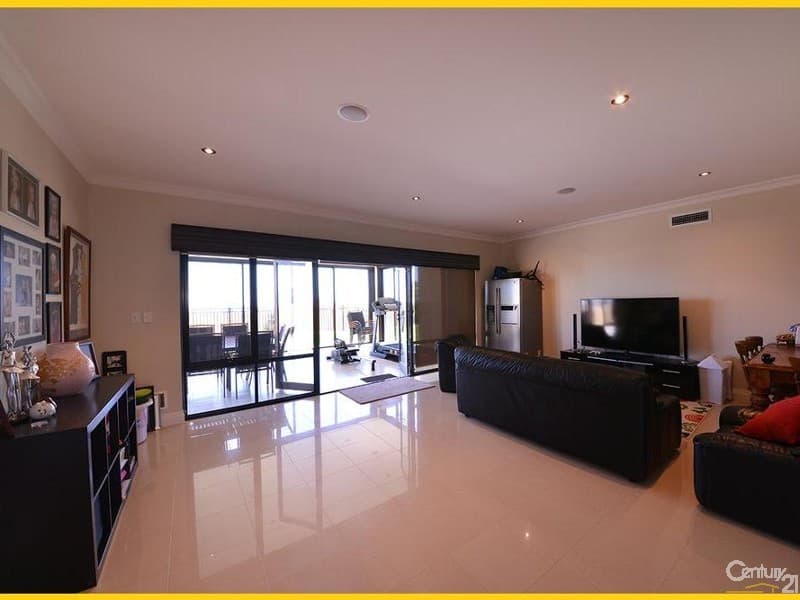 38 Lighthouse Parade, Mindarie, WA, 6030, Mindarie - Thumbnail 5