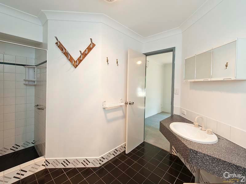6 Holley Place, Marangaroo, WA, 6064, Marangaroo - Thumbnail 3