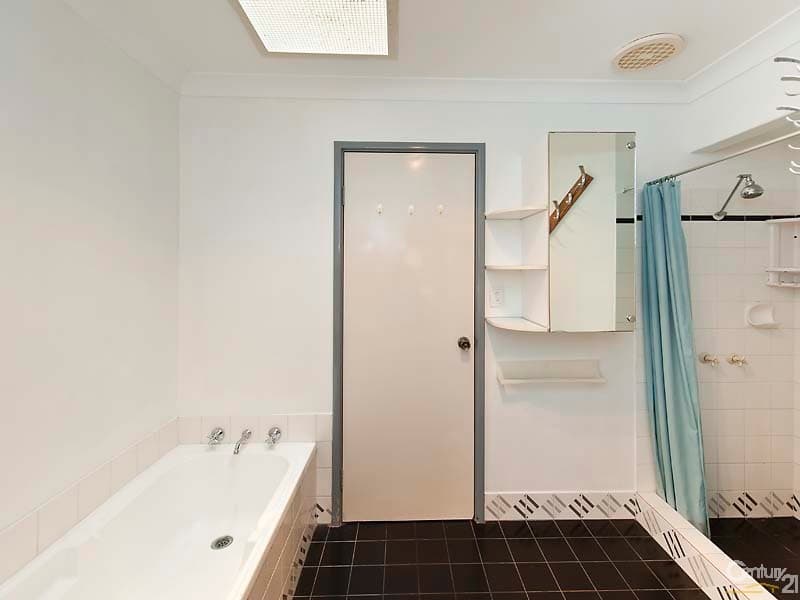 6 Holley Place, Marangaroo, WA, 6064, Marangaroo - Thumbnail 4