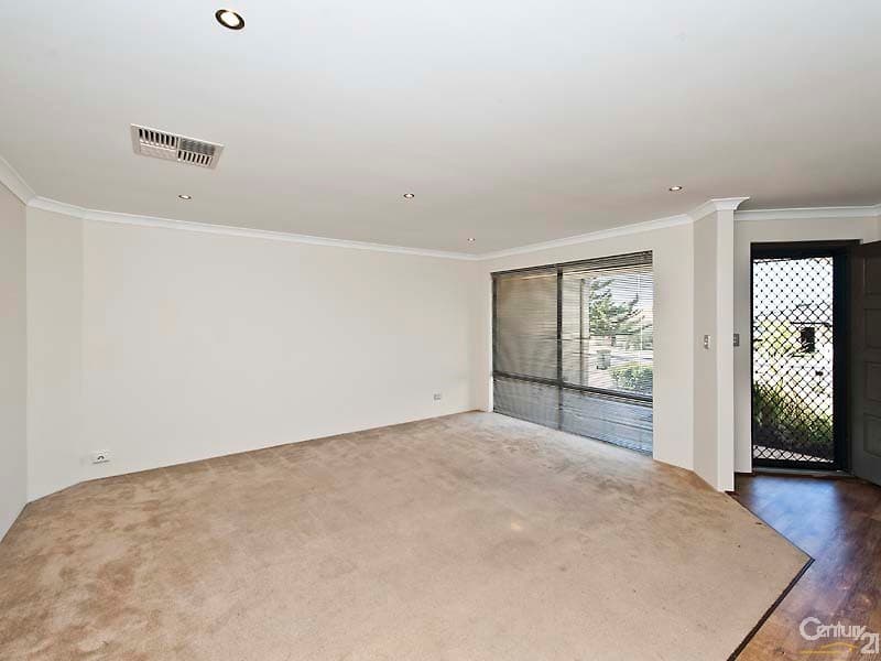 145 Santa Barbara Parade, Quinns Rocks, WA, 6030, Quinns Rocks - Thumbnail 2