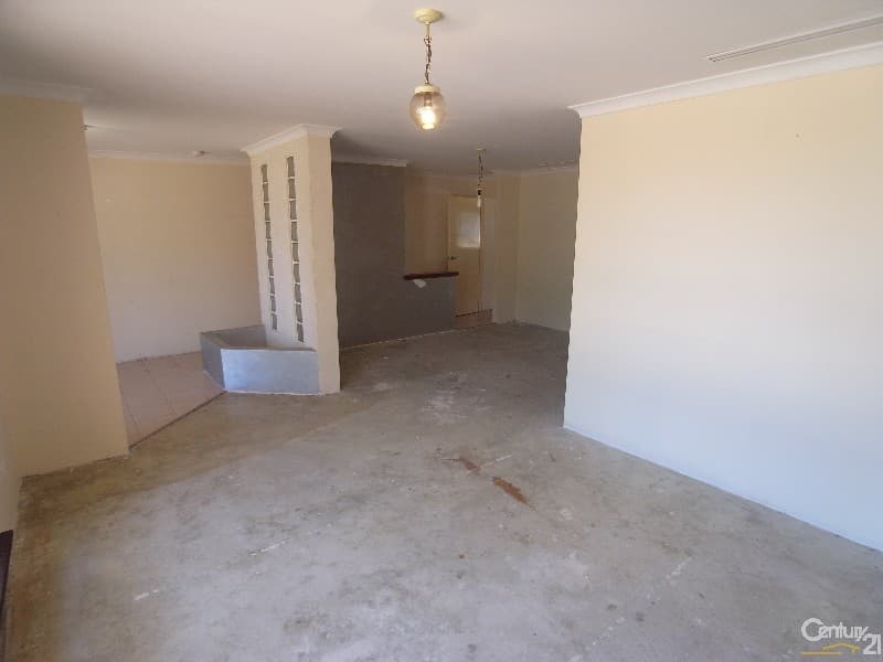 5 Karel Court, Alexander Heights, WA, 6064, Alexander Heights - Thumbnail 3