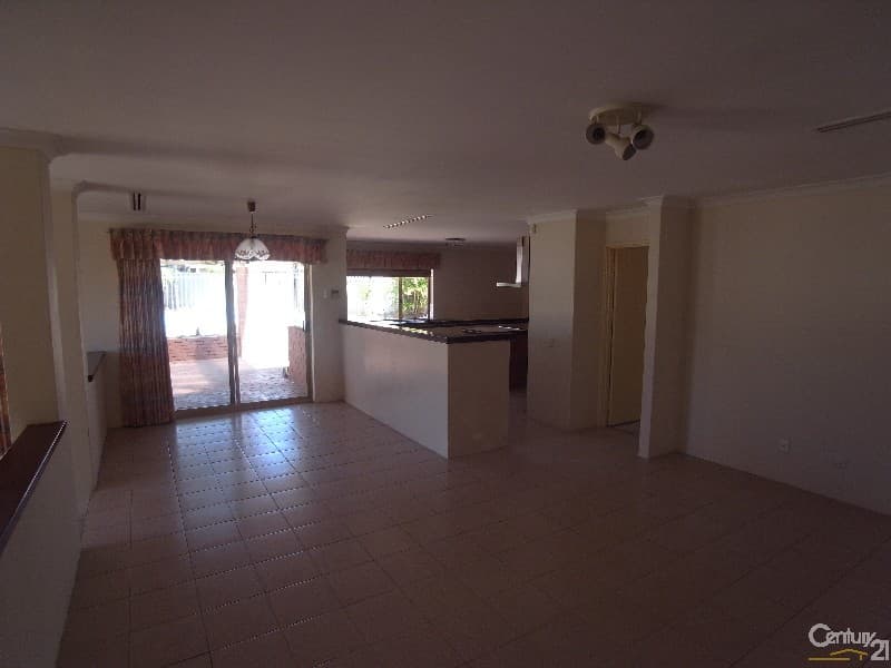 5 Karel Court, Alexander Heights, WA, 6064, Alexander Heights - Thumbnail 4