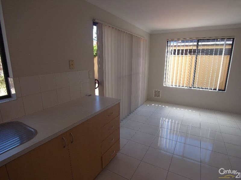 3/37 Stradbroke Gardens, Ridgewood, WA, 6030, Ridgewood - Thumbnail 4