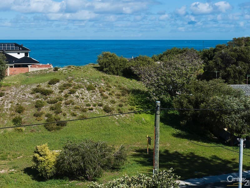25 Hazel Avenue, Quinns Rocks, WA, 6030, Quinns Rocks - Thumbnail 4