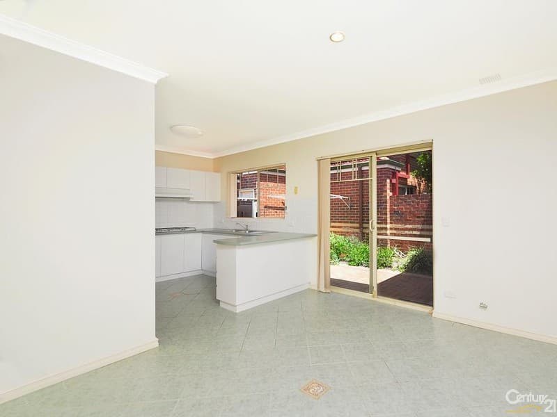 15 Waterside Crescent, Gwelup, WA, 6018, Gwelup - Thumbnail 5
