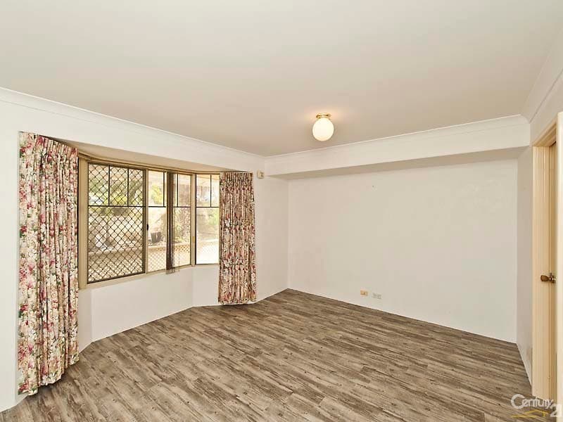 61 Caledonia Avenue, Currambine, WA, 6028, Currambine - Thumbnail 2