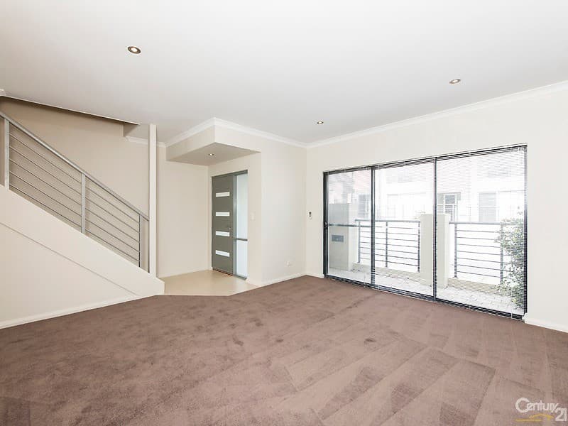 79 Wattle Street, Cranbrook, QLD, 4814, Cranbrook - Thumbnail 4