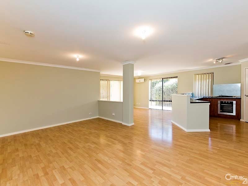 15  Carwoola Circle, Carramar, WA, 6031, Carramar - Thumbnail 5