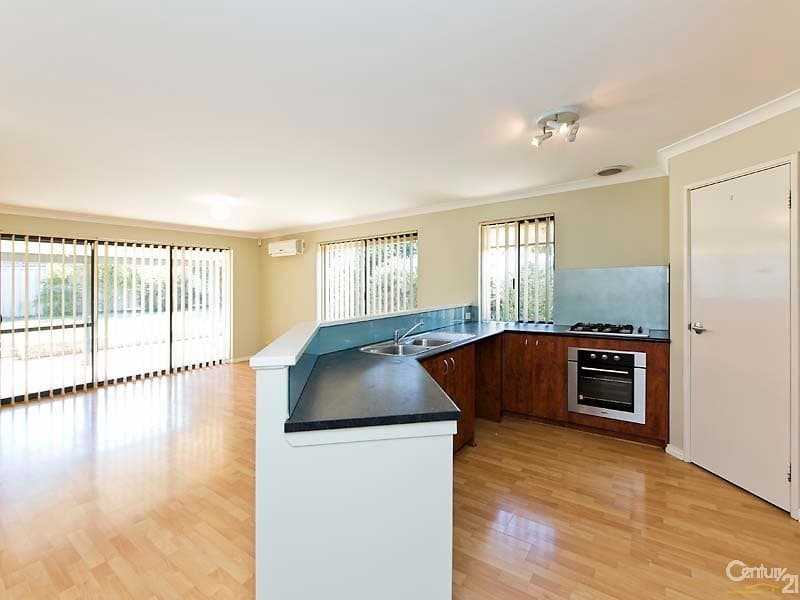 15  Carwoola Circle, Carramar, WA, 6031, Carramar - Thumbnail 6