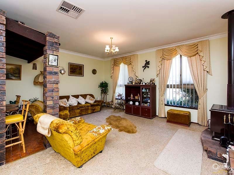 21 Barrallier Way, Padbury, WA, 6025, Padbury - Thumbnail 3