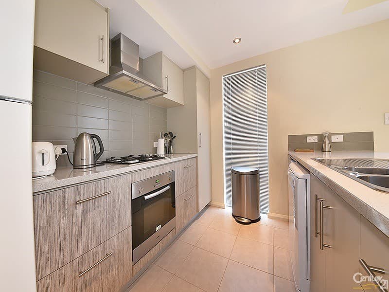 15 Eveleigh Boulevard, Clarkson, WA, 6030, Clarkson - Thumbnail 5