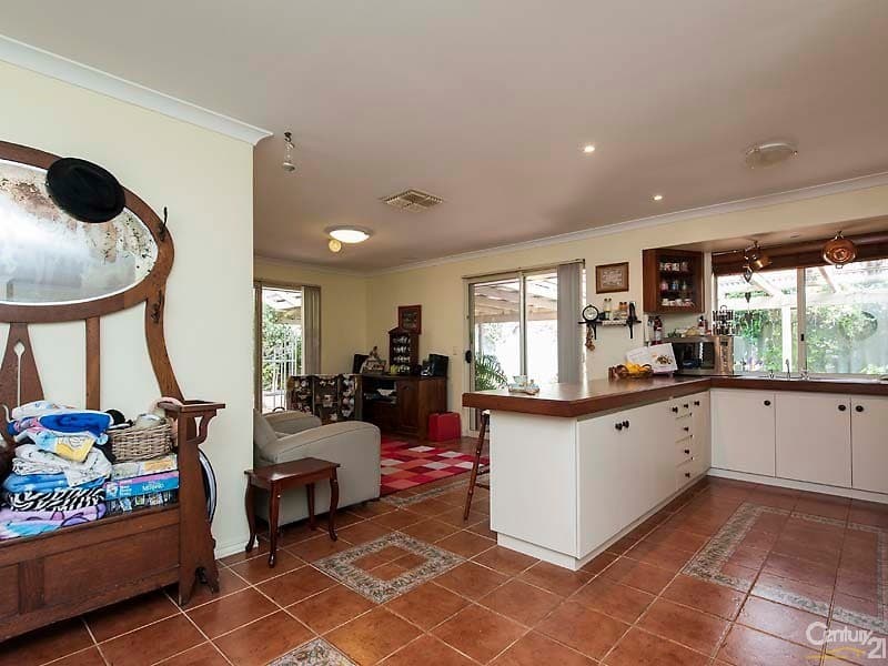 146 Baltimore Parade, Merriwa, WA, 6030, Merriwa - Thumbnail 5