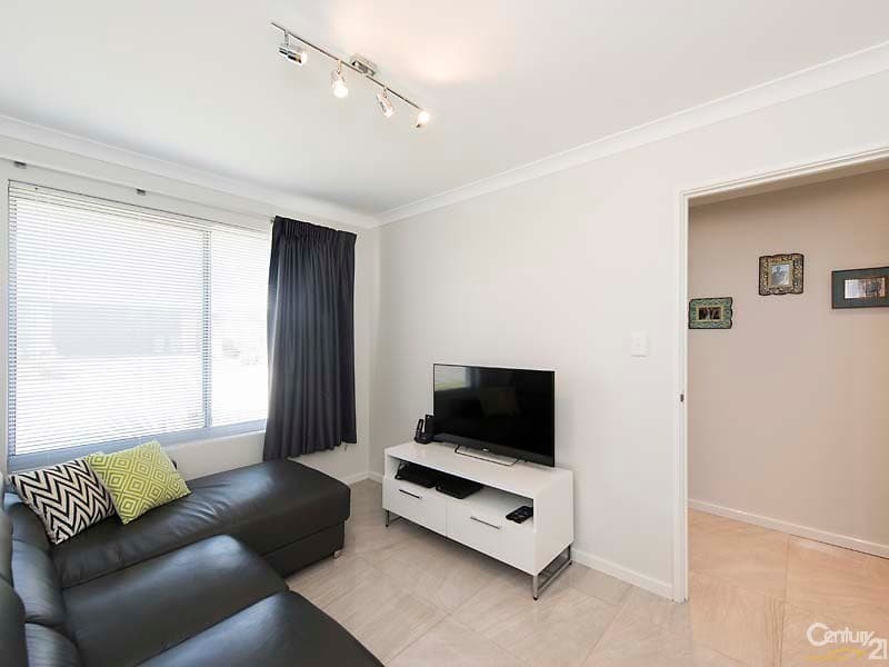 Unit 1, Ocean Keys Commercial Centre, 1868 Marmion Avenue, Clarkson, WA, 6030, Ashby - Thumbnail 2
