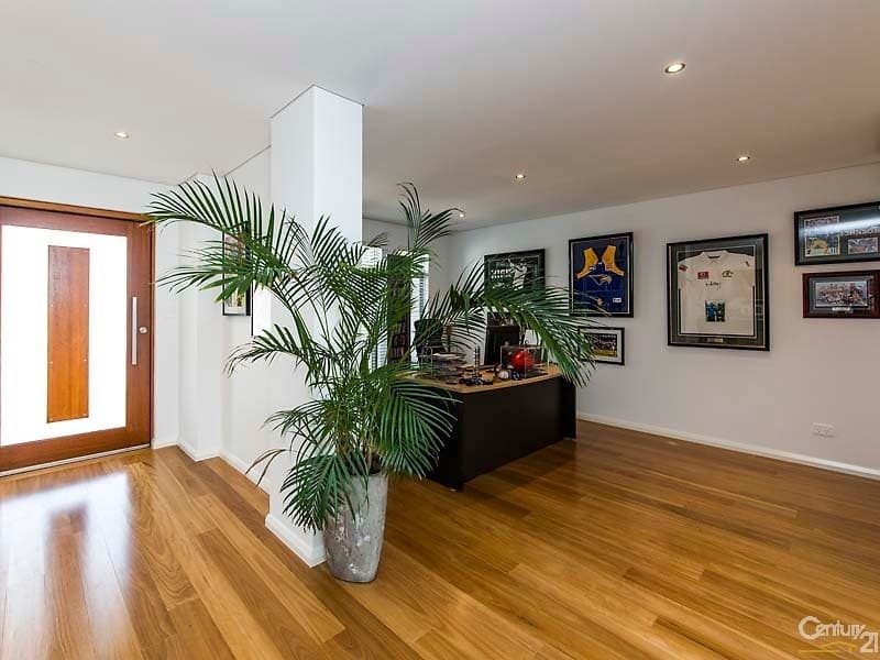 22 Ocean Falls Boulevard, Mindarie, WA, 6030, Mindarie - Thumbnail 2