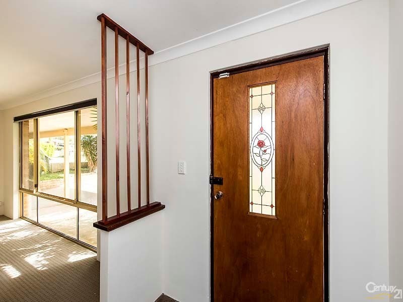 9 Larsson Walk, Clarkson, WA, 6030, Clarkson - Thumbnail 2