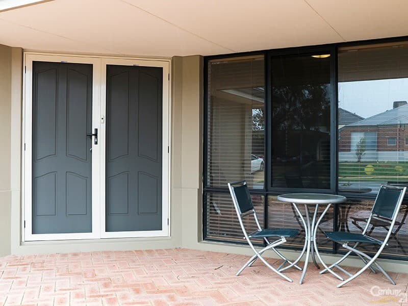 12 Elmhurst Drive, Clarkson, WA, 6030, Clarkson - Thumbnail 2