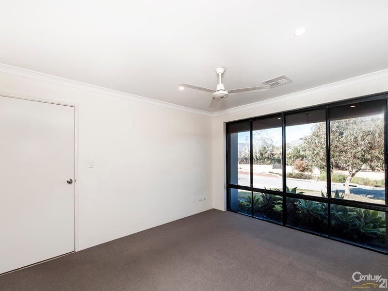 33 Arvada Street, Clarkson, WA, 6030, Clarkson - Thumbnail 3