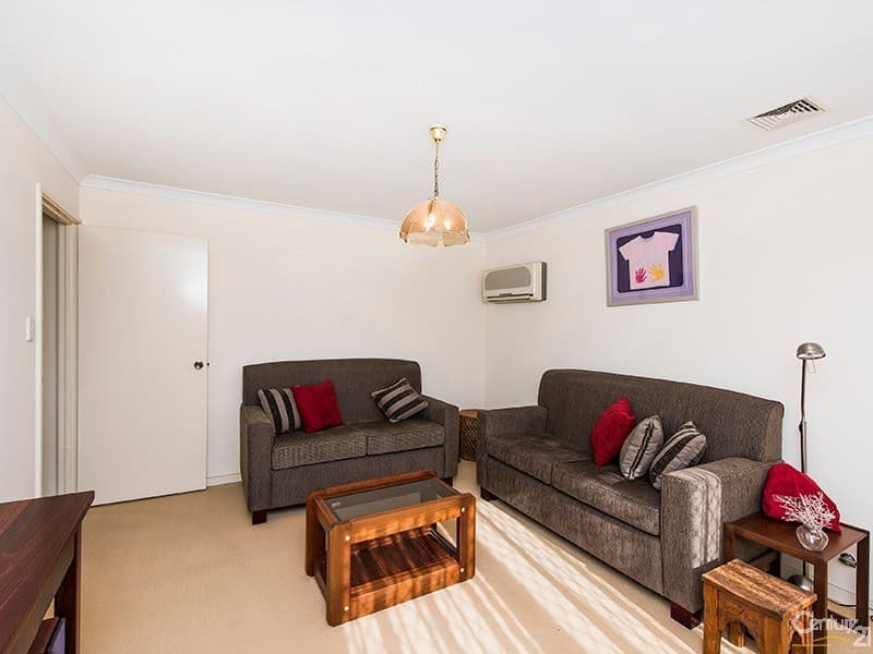8 Waterside Crescent, Gwelup, WA, 6018, Gwelup - Thumbnail 3
