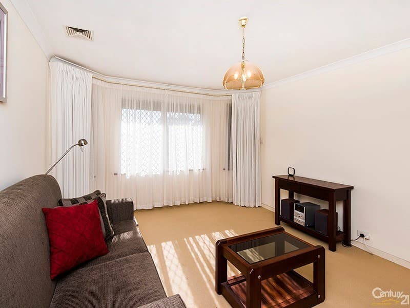 8 Waterside Crescent, Gwelup, WA, 6018, Gwelup - Thumbnail 4