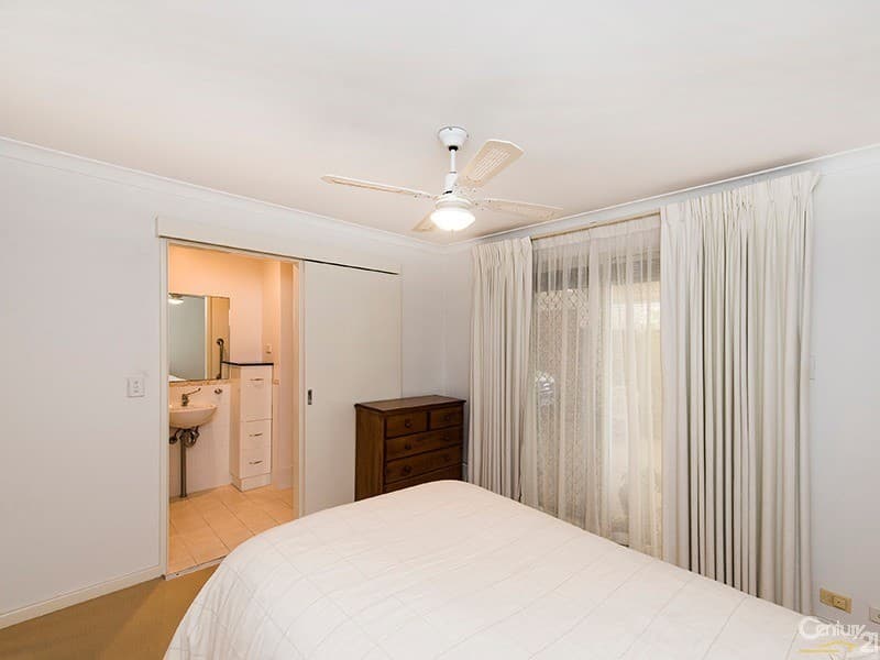 8 Waterside Crescent, Gwelup, WA, 6018, Gwelup - Thumbnail 6