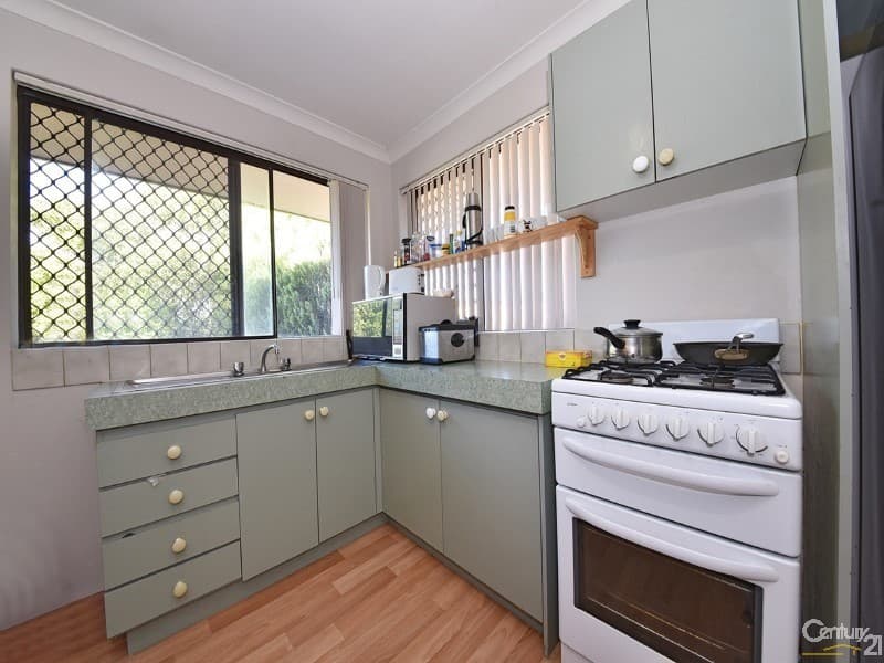 6 Seamet Rise, Merriwa, WA, 6030, Merriwa - Thumbnail 5
