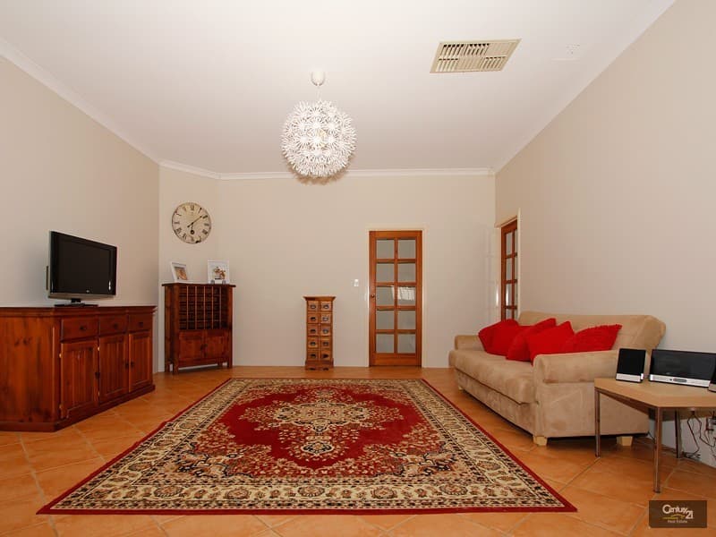 11 De Crillion Way, Currambine, WA, 6028, Currambine - Thumbnail 5