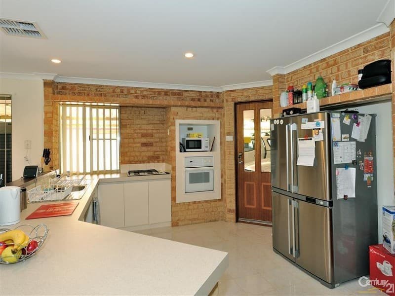 20/61 Rockingham Beach Road, Rockingham, WA, 6168, Waikiki - Thumbnail 2