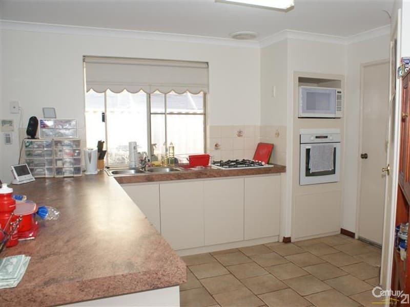 20/61 Rockingham Beach Road, Rockingham, WA, 6168, Warnbro - Thumbnail 2