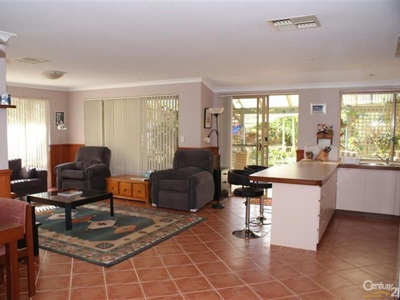 20/61 Rockingham Beach Road, Rockingham, WA, 6168, Rockingham - Thumbnail 5