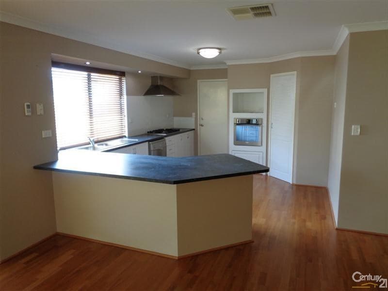 20/61 Rockingham Beach Road, Rockingham, WA, 6168, Baldivis - Thumbnail 2