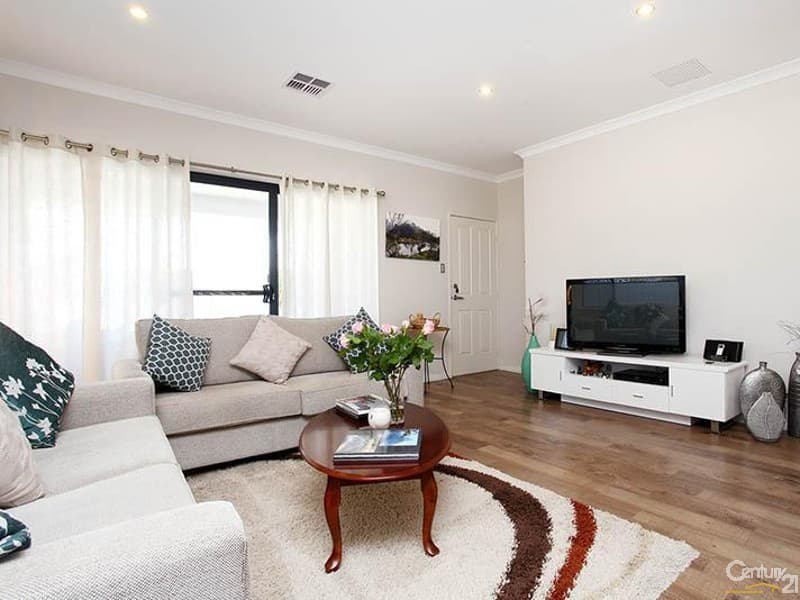20/61 Rockingham Beach Road, Rockingham, WA, 6168, Shoalwater - Thumbnail 3