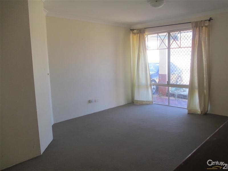 20/61 Rockingham Beach Road, Rockingham, WA, 6168, Highbury - Thumbnail 2