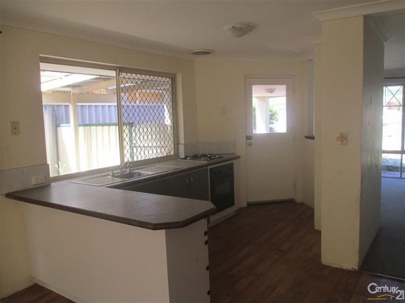 20/61 Rockingham Beach Road, Rockingham, WA, 6168, Highbury - Thumbnail 3
