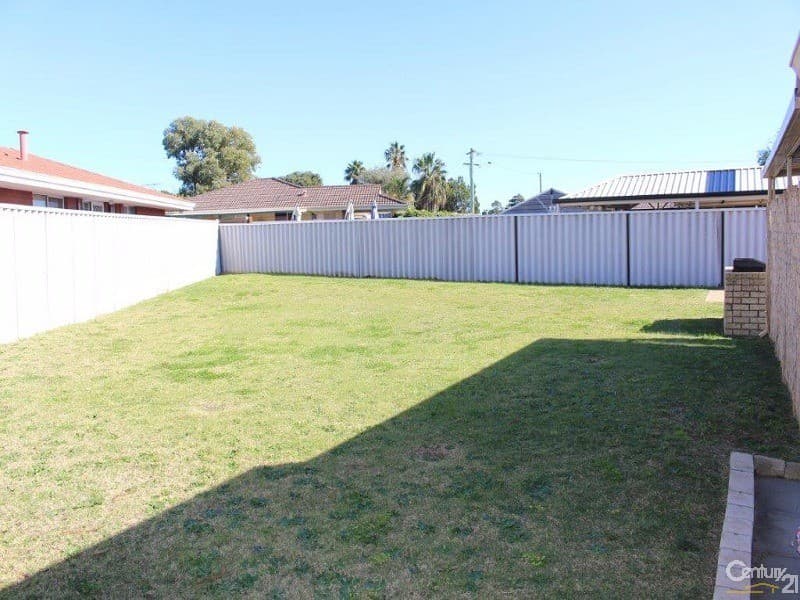 20/61 Rockingham Beach Road, Rockingham, WA, 6168, Cooloongup - Thumbnail 3