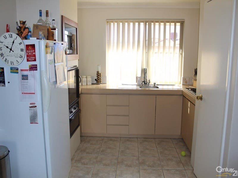 20/61 Rockingham Beach Road, Rockingham, WA, 6168, Cooloongup - Thumbnail 2