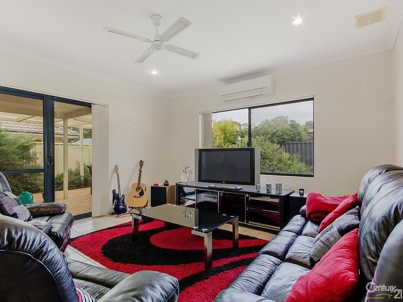 20/61 Rockingham Beach Road, Rockingham, WA, 6168, Bongaree - Thumbnail 3