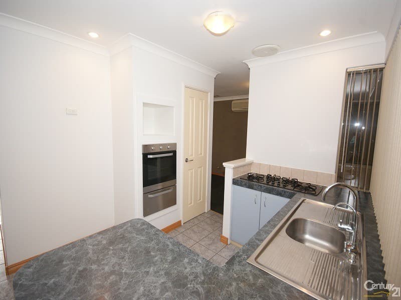20/61 Rockingham Beach Road, Rockingham, WA, 6168, Cooloongup - Thumbnail 5