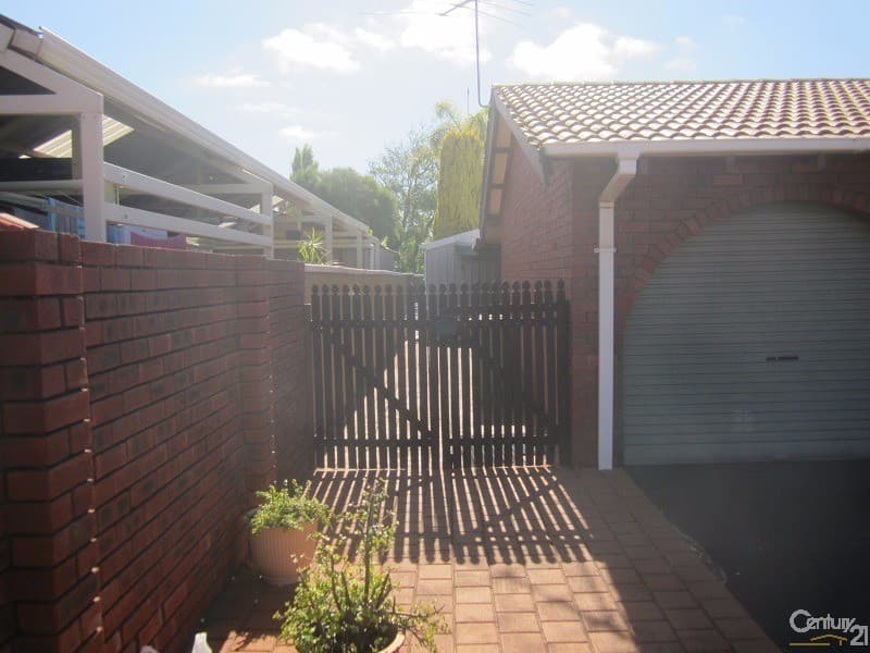 20/61 Rockingham Beach Road, Rockingham, WA, 6168, Cooloongup - Thumbnail 5