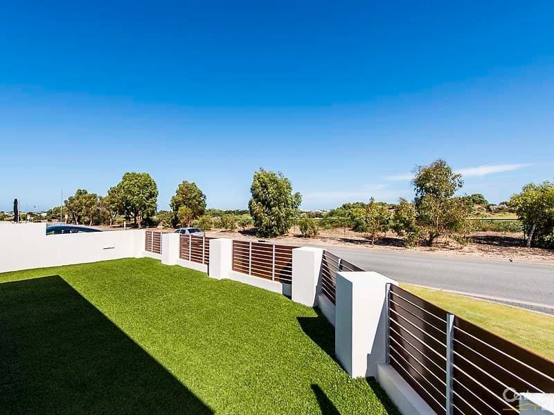 20/61 Rockingham Beach Road, Rockingham, WA, 6168, Secret Harbour - Thumbnail 2