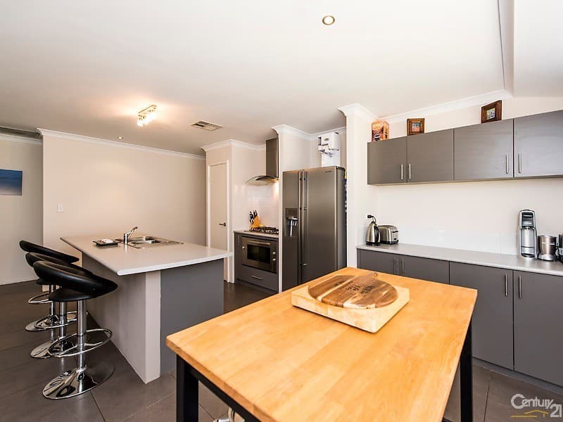 20/61 Rockingham Beach Road, Rockingham, WA, 6168, Secret Harbour - Thumbnail 3