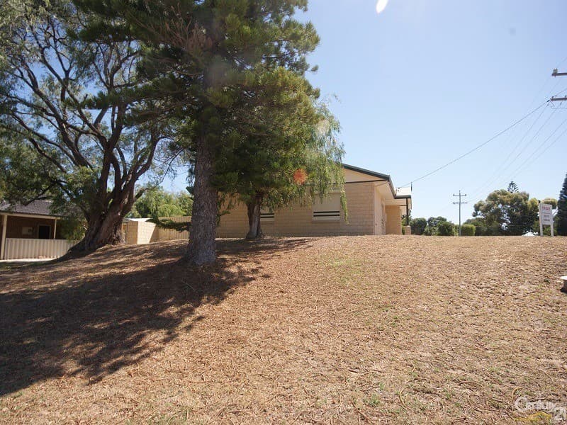 20/61 Rockingham Beach Road, Rockingham, WA, 6168, Warnbro - Thumbnail 2