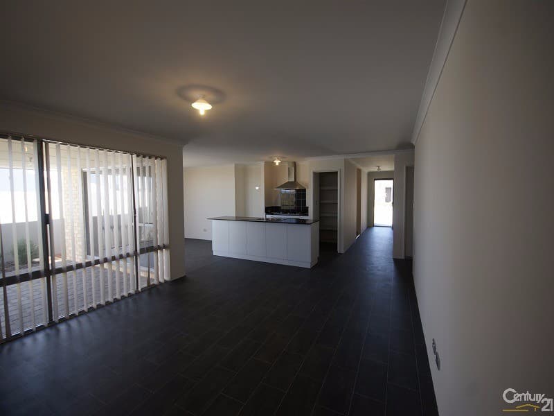 20/61 Rockingham Beach Road, Rockingham, WA, 6168, Baldivis - Thumbnail 4