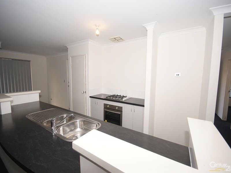 20/61 Rockingham Beach Road, Rockingham, WA, 6168, Leda - Thumbnail 2