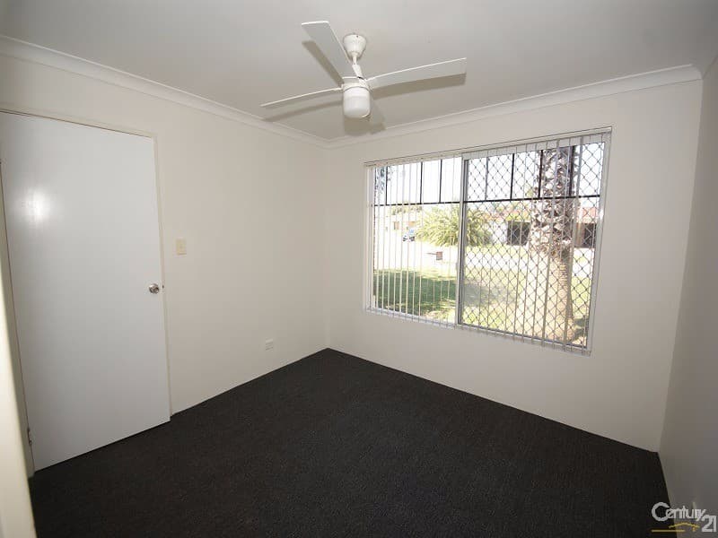 20/61 Rockingham Beach Road, Rockingham, WA, 6168, Warnbro - Thumbnail 3