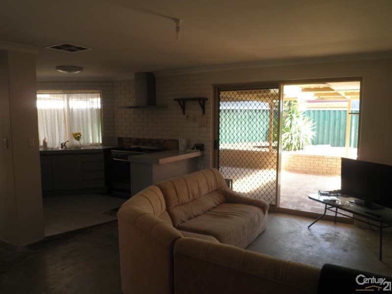 20/61 Rockingham Beach Road, Rockingham, WA, 6168, Port Kennedy - Thumbnail 7