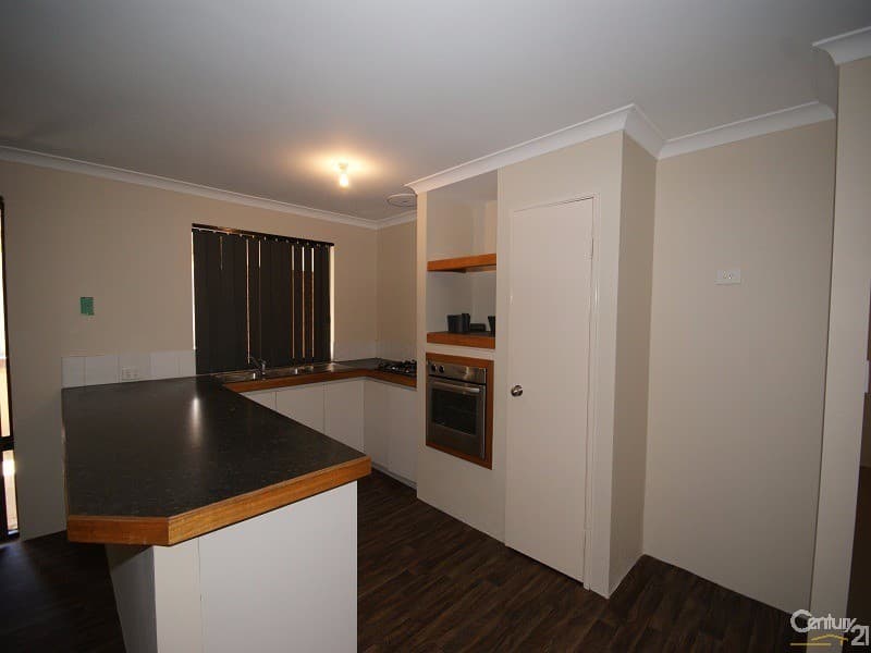 20/61 Rockingham Beach Road, Rockingham, WA, 6168, Parmelia - Thumbnail 2