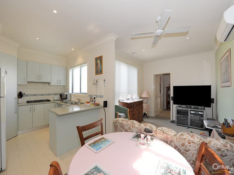 6 Merrigum Crescent, Clarinda, VIC, 3169, Clarinda - Thumbnail 3