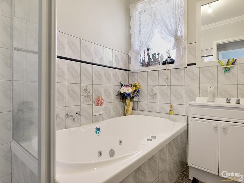 1 Strelden Avenue, Oakleigh East, VIC, 3166, Oakleigh East - Thumbnail 6