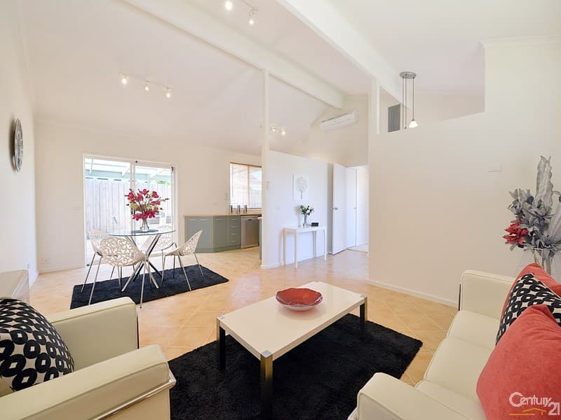 16 Bernard Street, Cheltenham, VIC, 3192, Cheltenham - Thumbnail 2